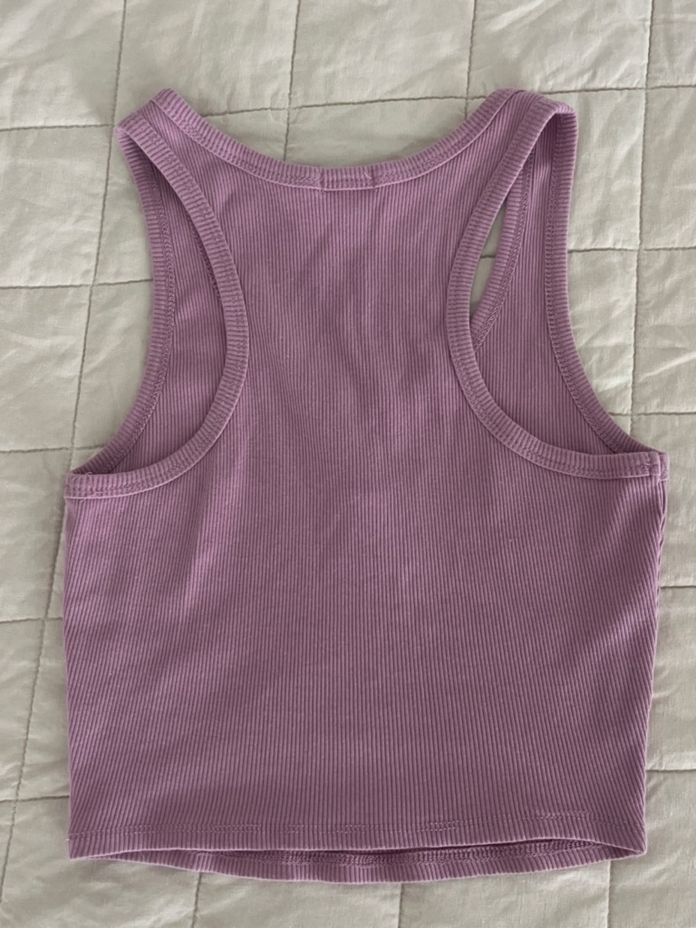 Bozzolo Lilac Ribbed V-Notch Cropped Tank - Picture 3 of 3